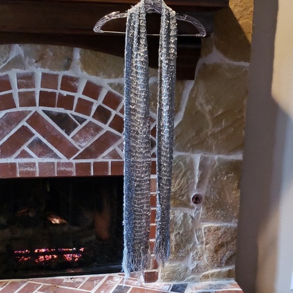 Scarf - Picture 2 of 3